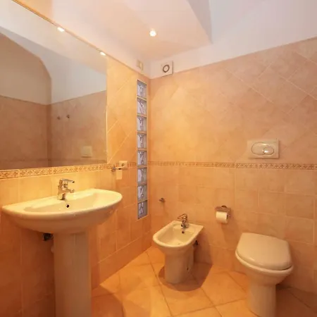 Le Dimore Di Via Massimo D'azeglio Apartamento *